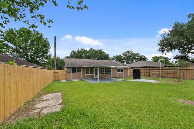8403 Swan Meadow Lane, Humble, TX 77338