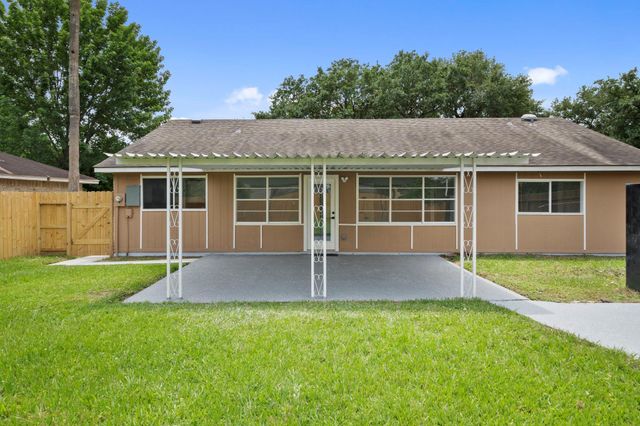 8403 Swan Meadow Lane, Humble, TX 77338