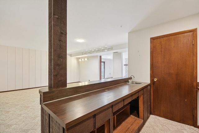 226 White Fawn Trail, Downers Grove, IL 60516