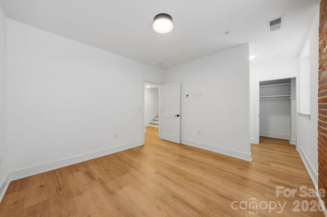 201 Grandin Road 13, Charlotte, NC 28208