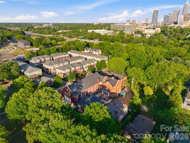 201 Grandin Road 13, Charlotte, NC 28208