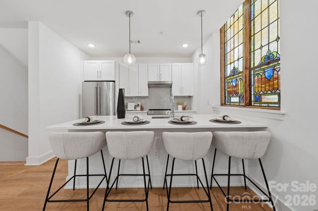 201 Grandin Road 13, Charlotte, NC 28208