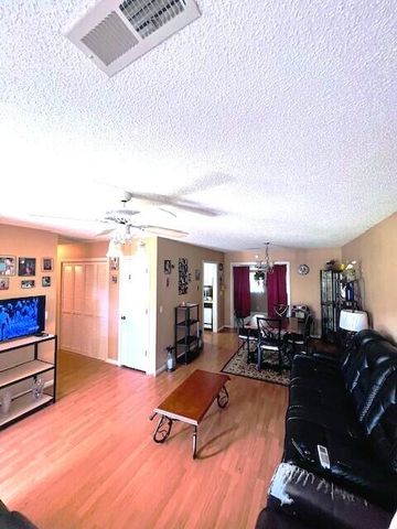 4145 Lemacks Street, Dalzell, SC 29040