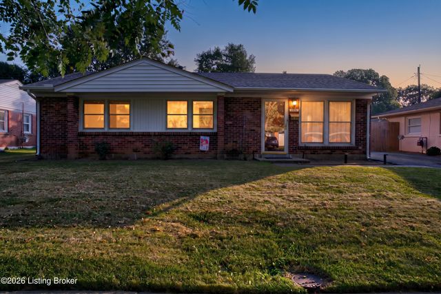 3521 Terrier Ln, Louisville, KY 40218