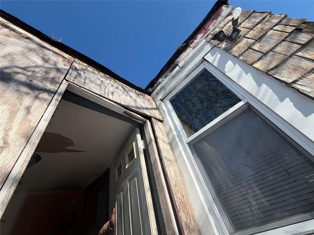 452 S 7th Avenue, Mount Vernon, NY 10550