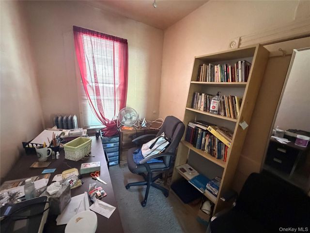 452 S 7th Avenue, Mount Vernon, NY 10550