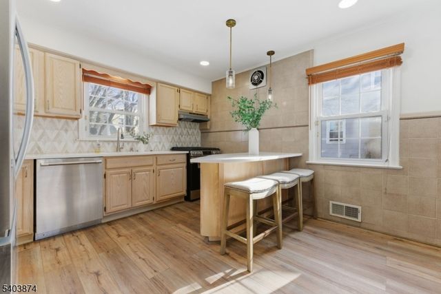 273 Highland Ave, City Of Orange Twp., NJ 07050