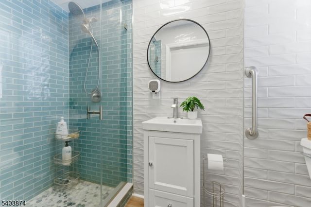 273 Highland Ave, City Of Orange Twp., NJ 07050