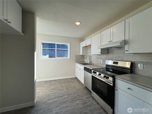 961 - 963 17th Avenue, Longview, WA 98632