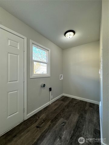 961 - 963 17th Avenue, Longview, WA 98632