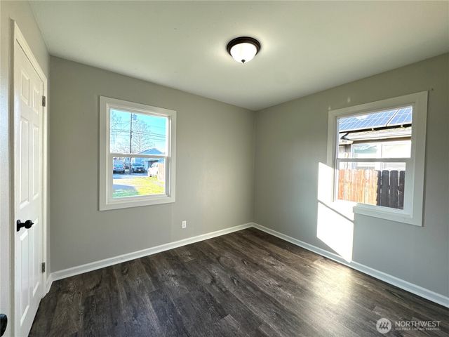 961 - 963 17th Avenue, Longview, WA 98632