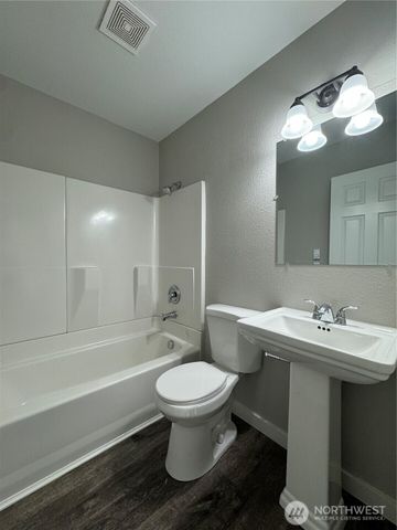 961 - 963 17th Avenue, Longview, WA 98632