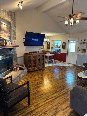 1324 N Creek Drive, Saginaw, TX 76179