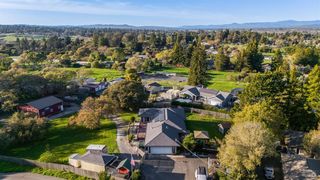5408 Hessel Ave, Sebastopol, CA 95472