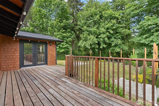 31 SE Campfire Court, Shelton, WA 98584