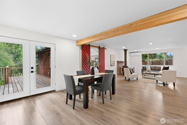 31 SE Campfire Court, Shelton, WA 98584