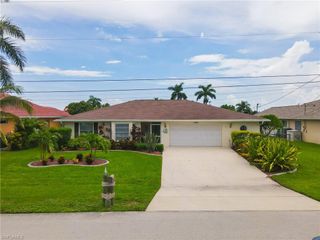 1926 SE 12th TER, Cape Coral, FL 33990