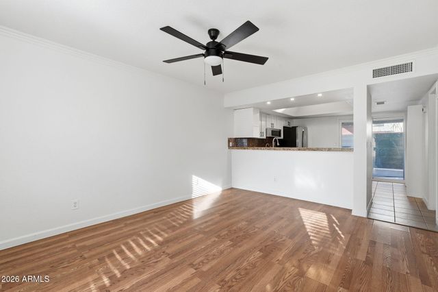 2838 E BECK Lane 2, Phoenix, AZ 85032