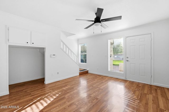 2838 E BECK Lane 2, Phoenix, AZ 85032