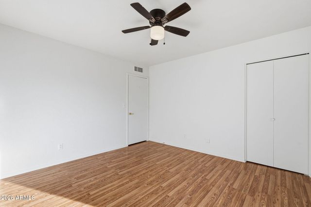 2838 E BECK Lane 2, Phoenix, AZ 85032