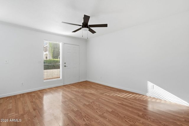 2838 E BECK Lane 2, Phoenix, AZ 85032