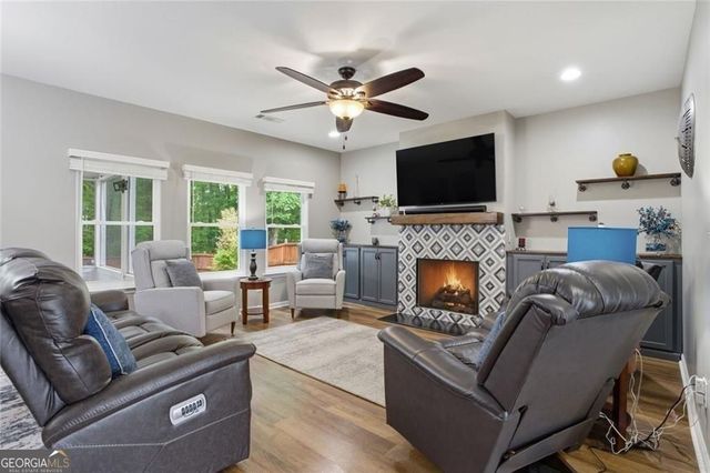 3240 Blackburn Drive, Cumming, GA 30040