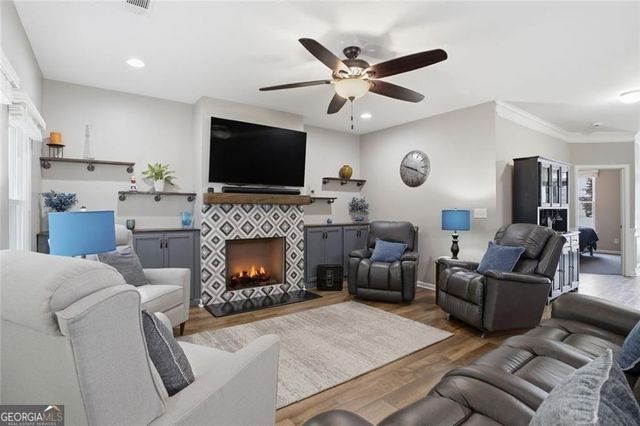 3240 Blackburn Drive, Cumming, GA 30040