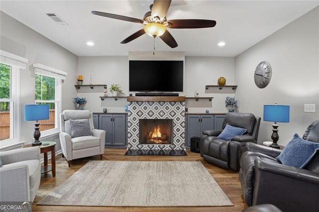 3240 Blackburn Drive, Cumming, GA 30040
