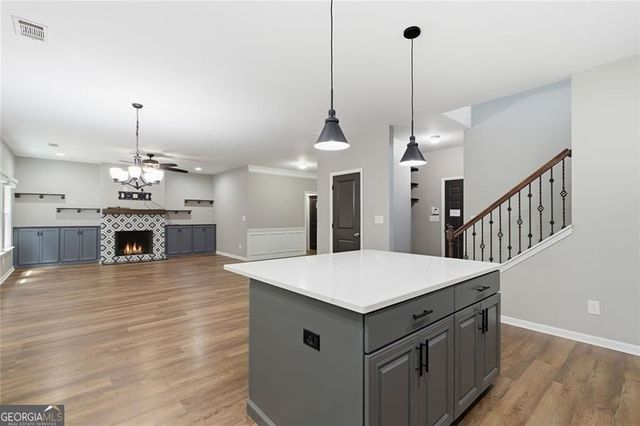 3240 Blackburn Drive, Cumming, GA 30040