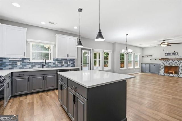 3240 Blackburn Drive, Cumming, GA 30040