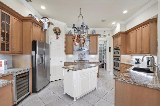 7042 VILAMOURA PLACE, Lakewood Ranch, FL 34202