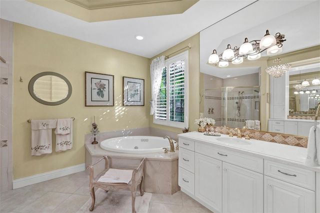 7042 VILAMOURA PLACE, Lakewood Ranch, FL 34202