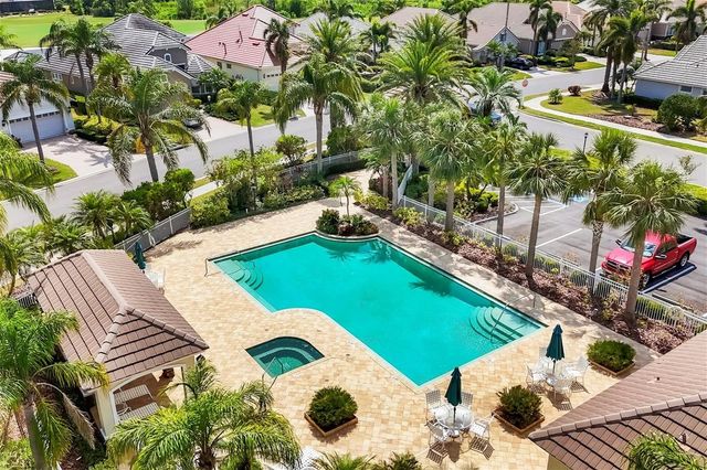 7042 VILAMOURA PLACE, Lakewood Ranch, FL 34202