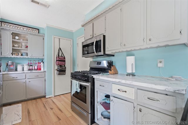 6320 S 114TH East Avenue, Broken Arrow, OK 74012