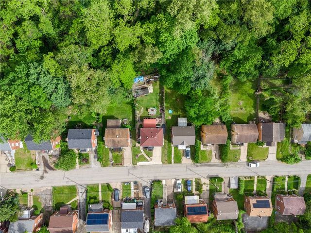 2106 Lindsay Road, Wilkinsburg, PA 15221