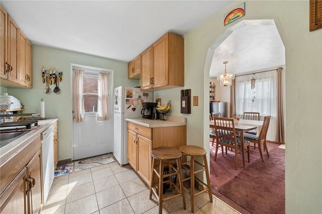 2106 Lindsay Road, Wilkinsburg, PA 15221