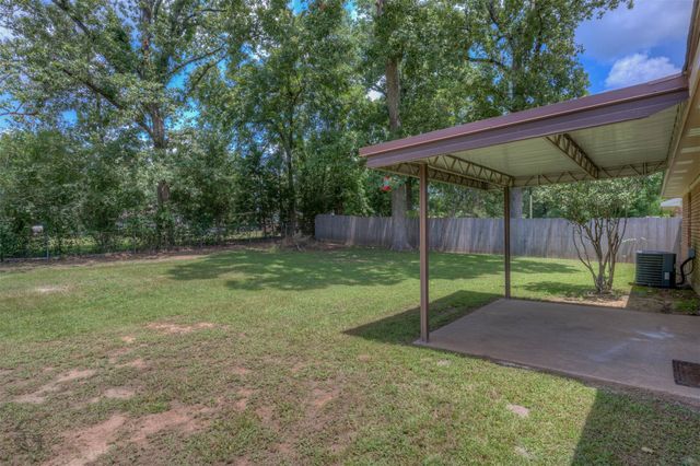 296 W. Birch, Blanchard, LA 71107
