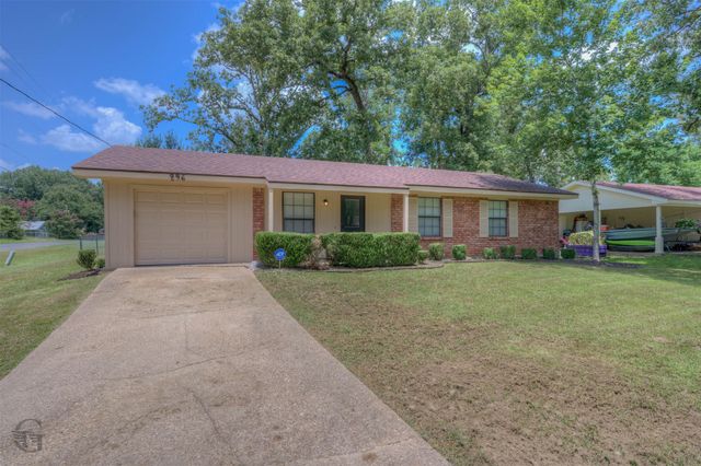 296 W. Birch, Blanchard, LA 71107