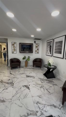 175 Fontainebleau Blvd, Miami, FL 33172