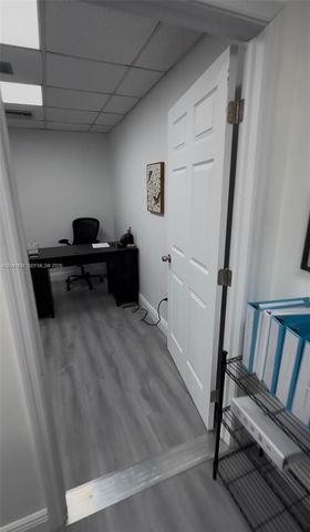175 Fontainebleau Blvd, Miami, FL 33172