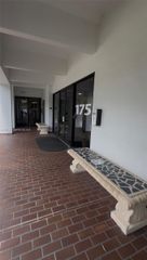 175 Fontainebleau Blvd, Miami, FL 33172