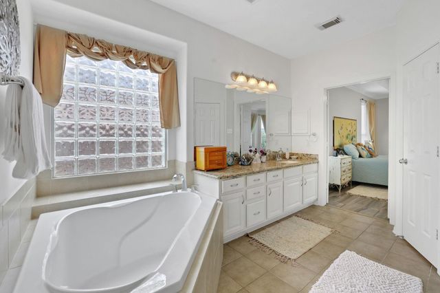 20339 Bentwood Oaks Drive, Porter, TX 77365