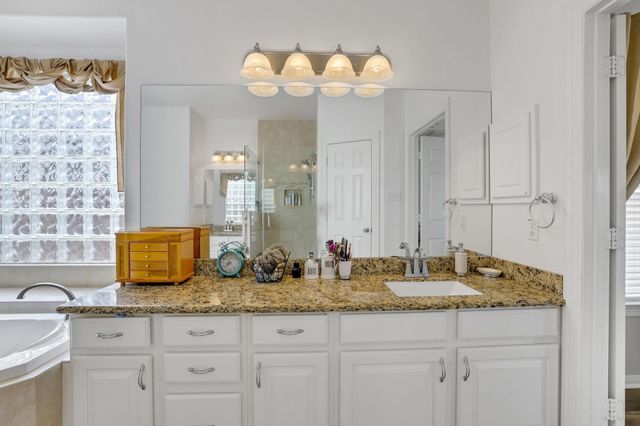 20339 Bentwood Oaks Drive, Porter, TX 77365