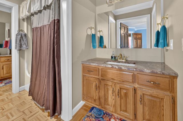 2155 Oak Knob Rd, Lafayette, TN 37083