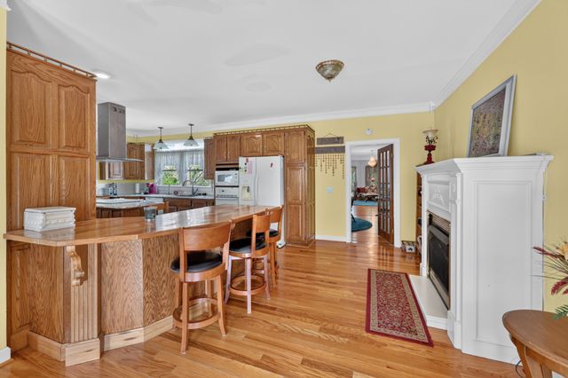 2155 Oak Knob Rd, Lafayette, TN 37083