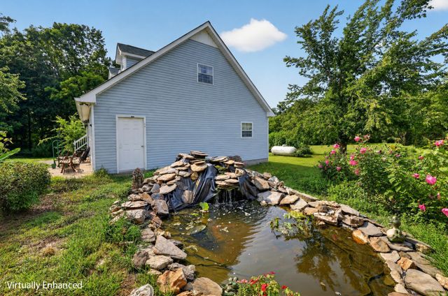 2155 Oak Knob Rd, Lafayette, TN 37083
