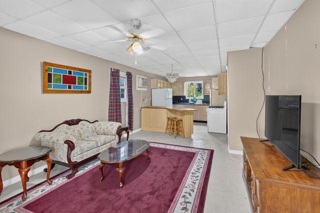 2155 Oak Knob Rd, Lafayette, TN 37083