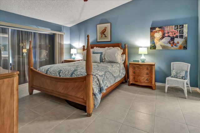 7713 SILVER LAKE Drive, Delray Beach, FL 33446