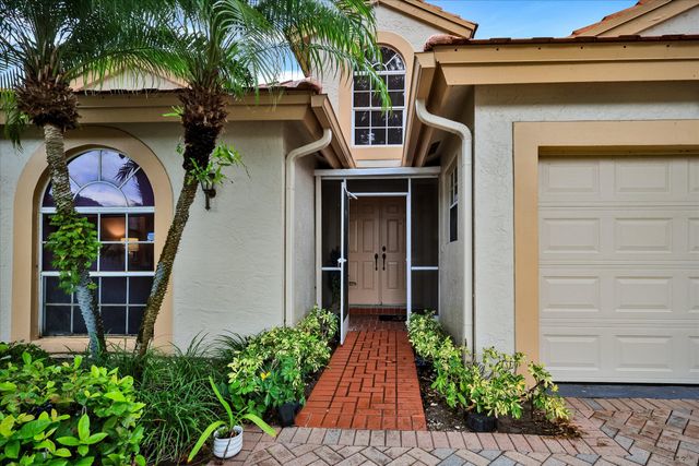 7713 SILVER LAKE Drive, Delray Beach, FL 33446