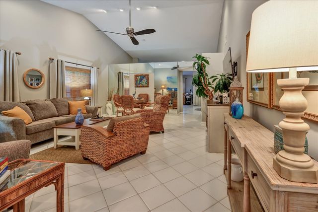 7713 SILVER LAKE Drive, Delray Beach, FL 33446